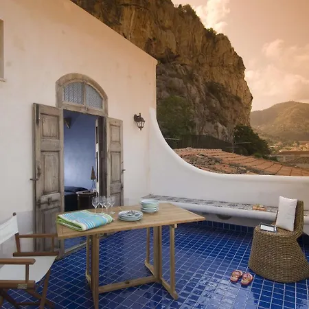 Modern Holiday In With Terrace *